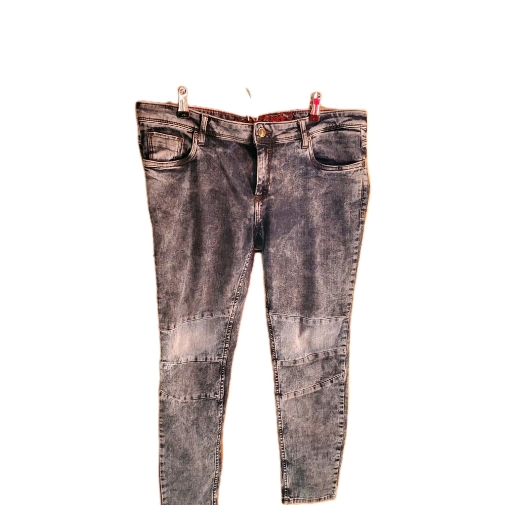 Ed Hardy Dark Acid Wash Low Rise Jeans Size 36
